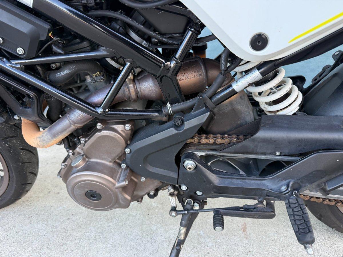 2018 HUSQVARNA VITPILEN 401 ROAD