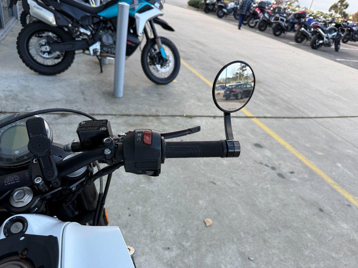 2018 HUSQVARNA VITPILEN 401 ROAD