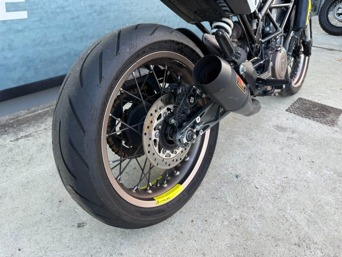 2018 HUSQVARNA VITPILEN 401 ROAD