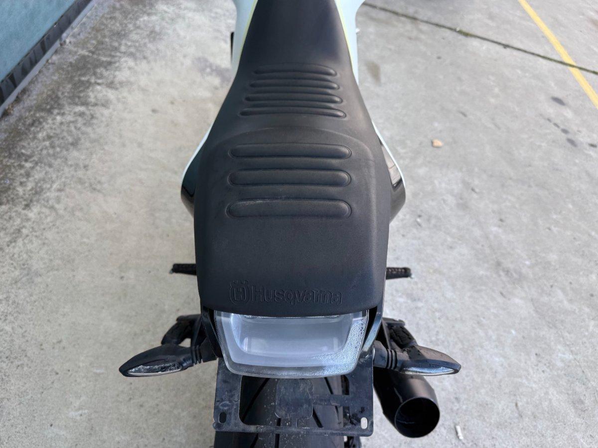 2018 HUSQVARNA VITPILEN 401 ROAD