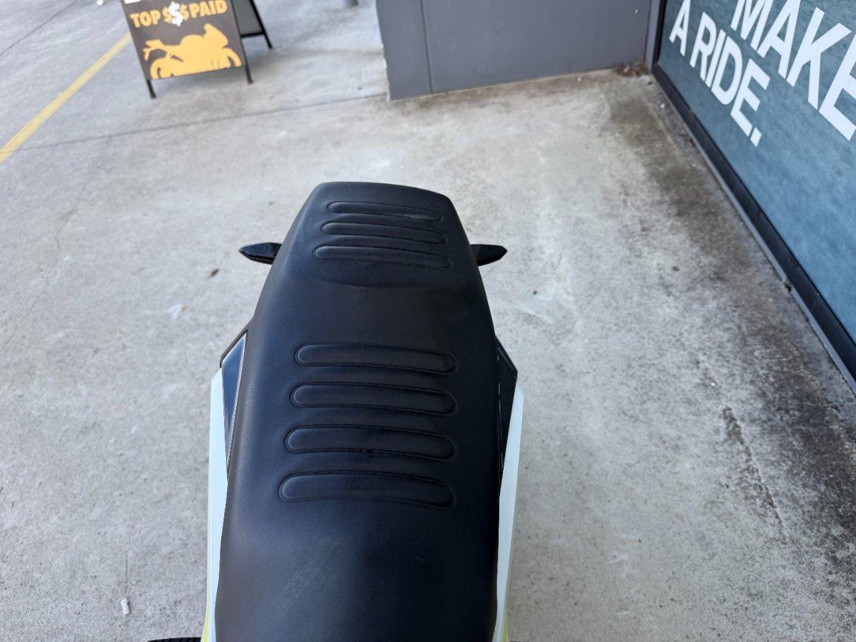 2018 HUSQVARNA VITPILEN 401 ROAD