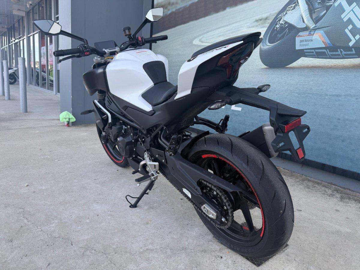 2025 CF MOTO 450 NK ROAD