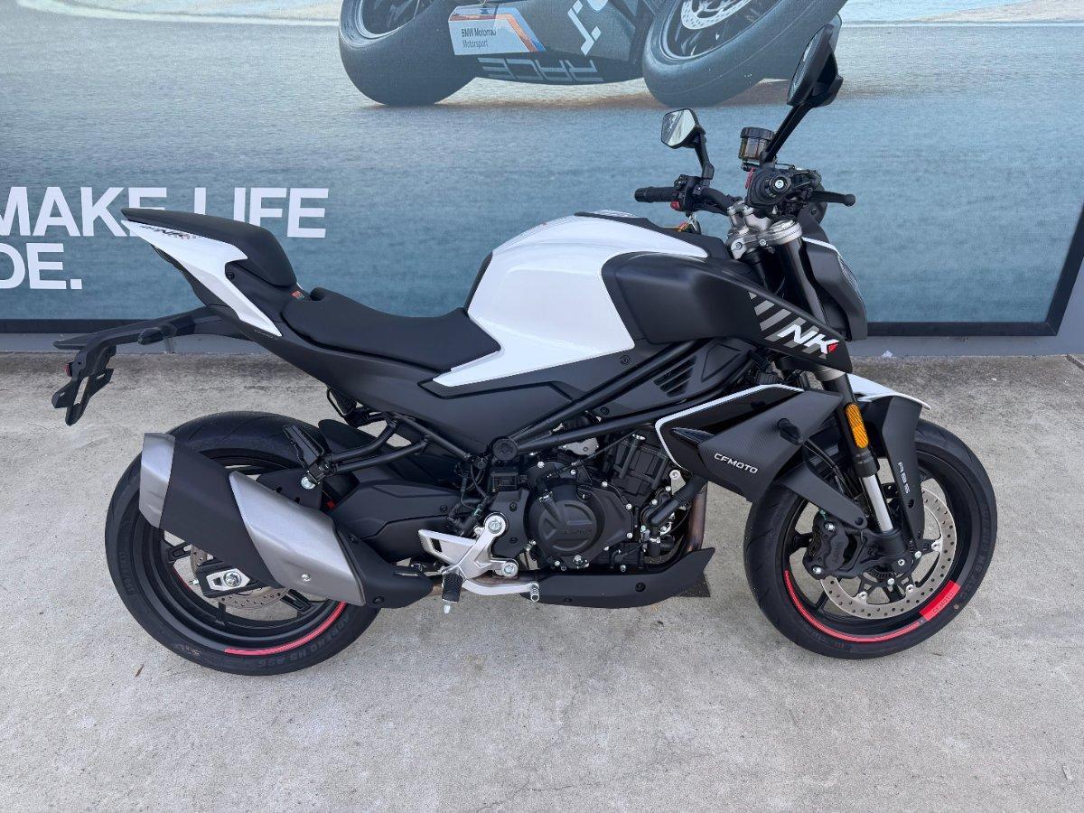 2025 CF MOTO 450 NK ROAD