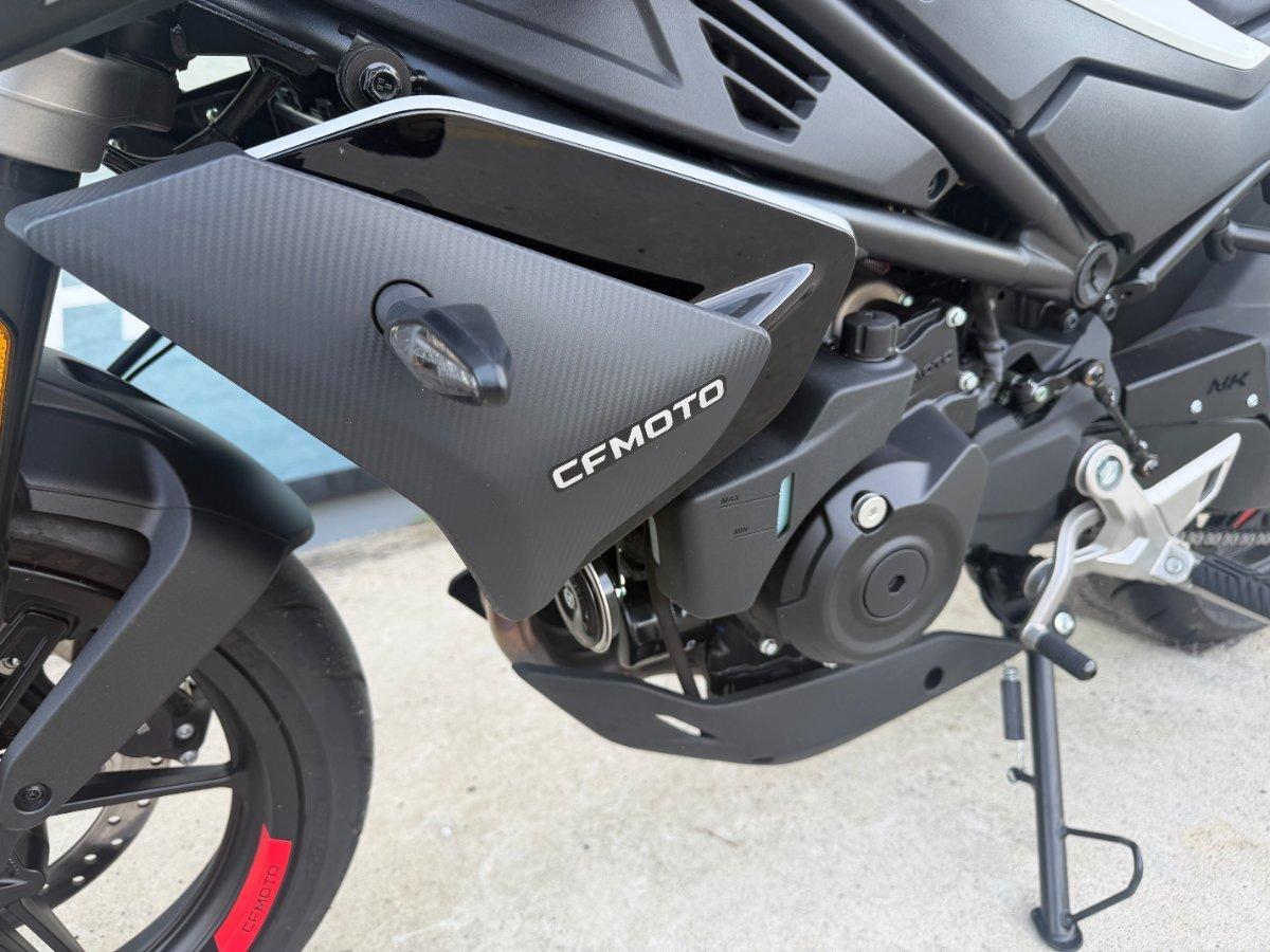 2025 CF MOTO 450 NK ROAD