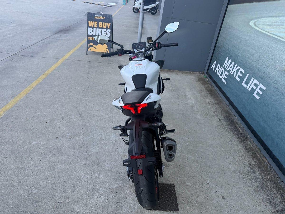 2025 CF MOTO 450 NK ROAD