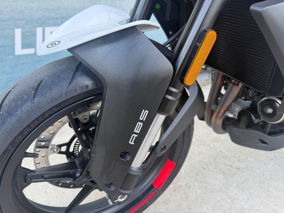 2025 CF MOTO 450 NK ROAD