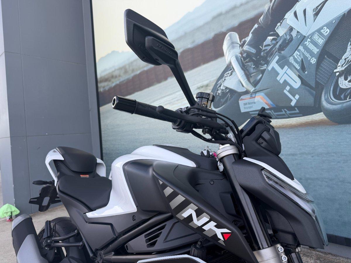 2025 CF MOTO 450 NK ROAD