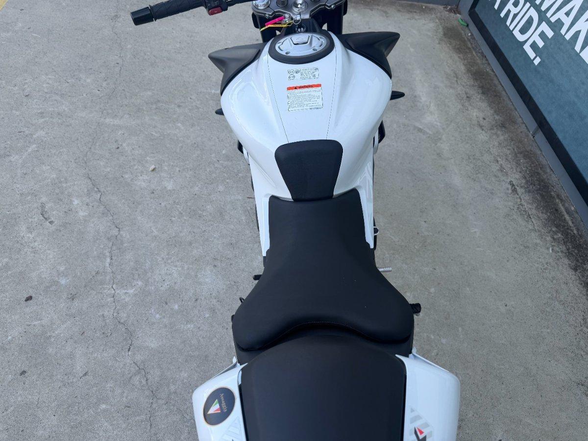 2025 CF MOTO 450 NK ROAD