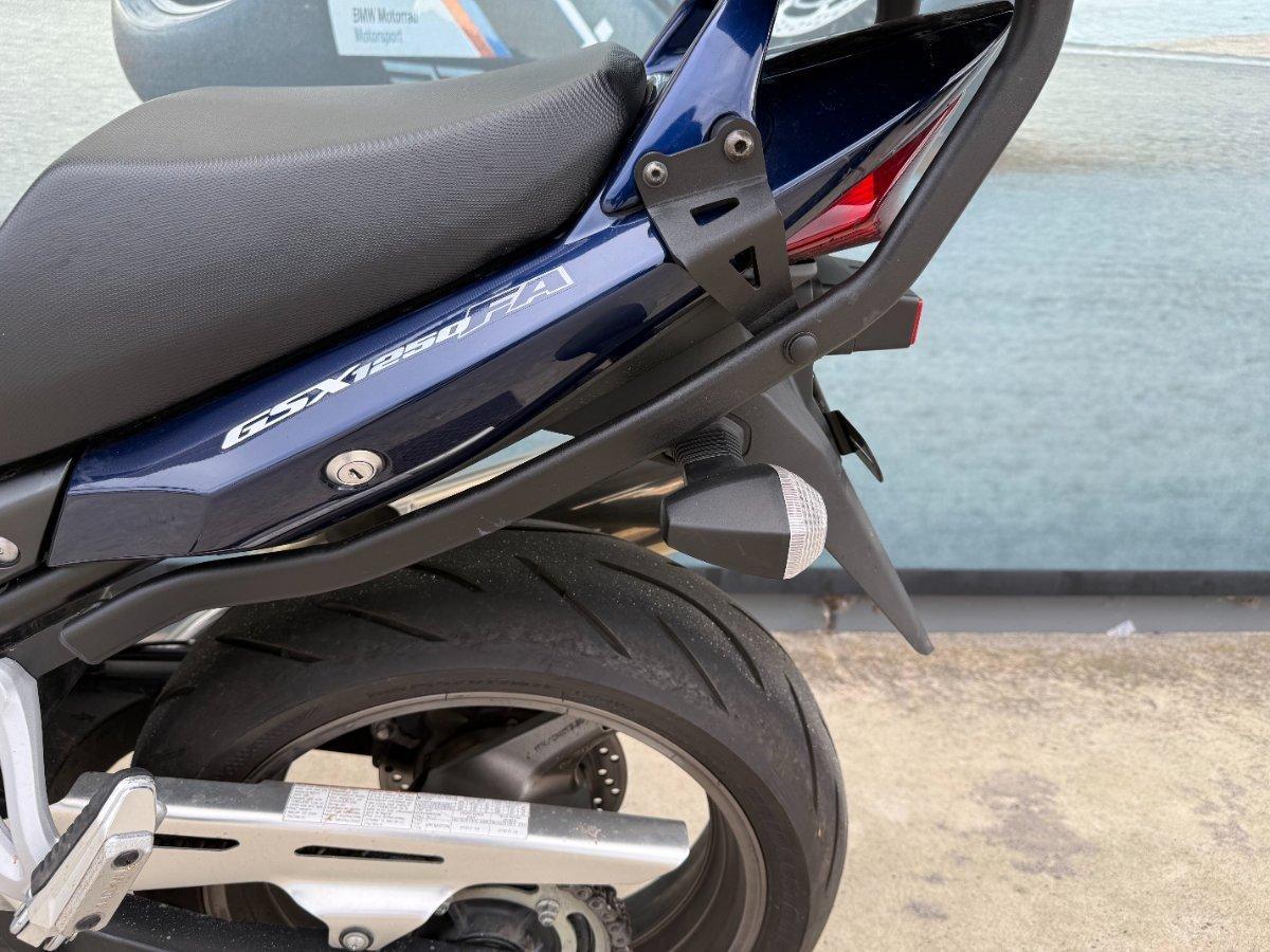 2010 SUZUKI GSX1250FA ROAD