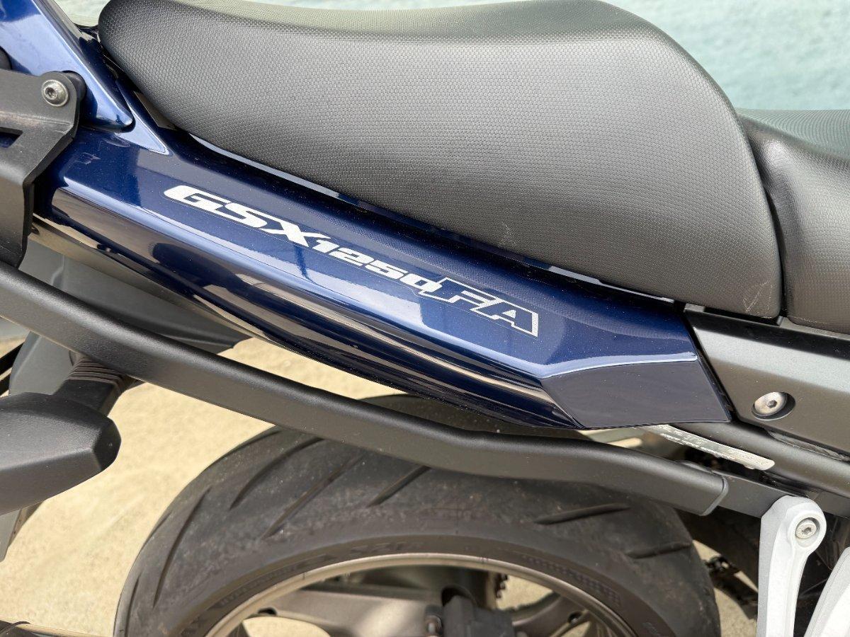 2010 SUZUKI GSX1250FA ROAD