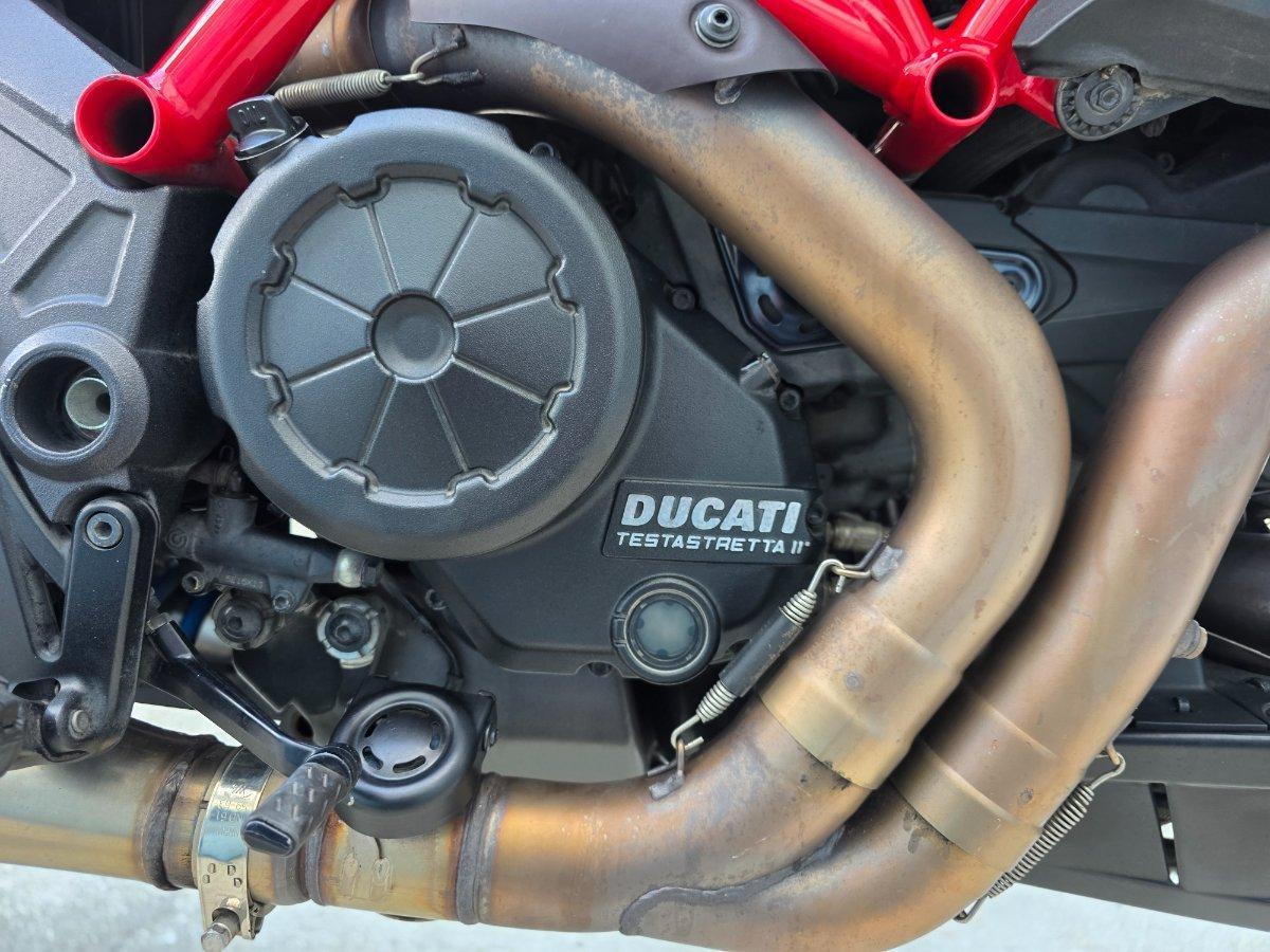 2015 DUCATI DIAVEL CARBON CRUISER