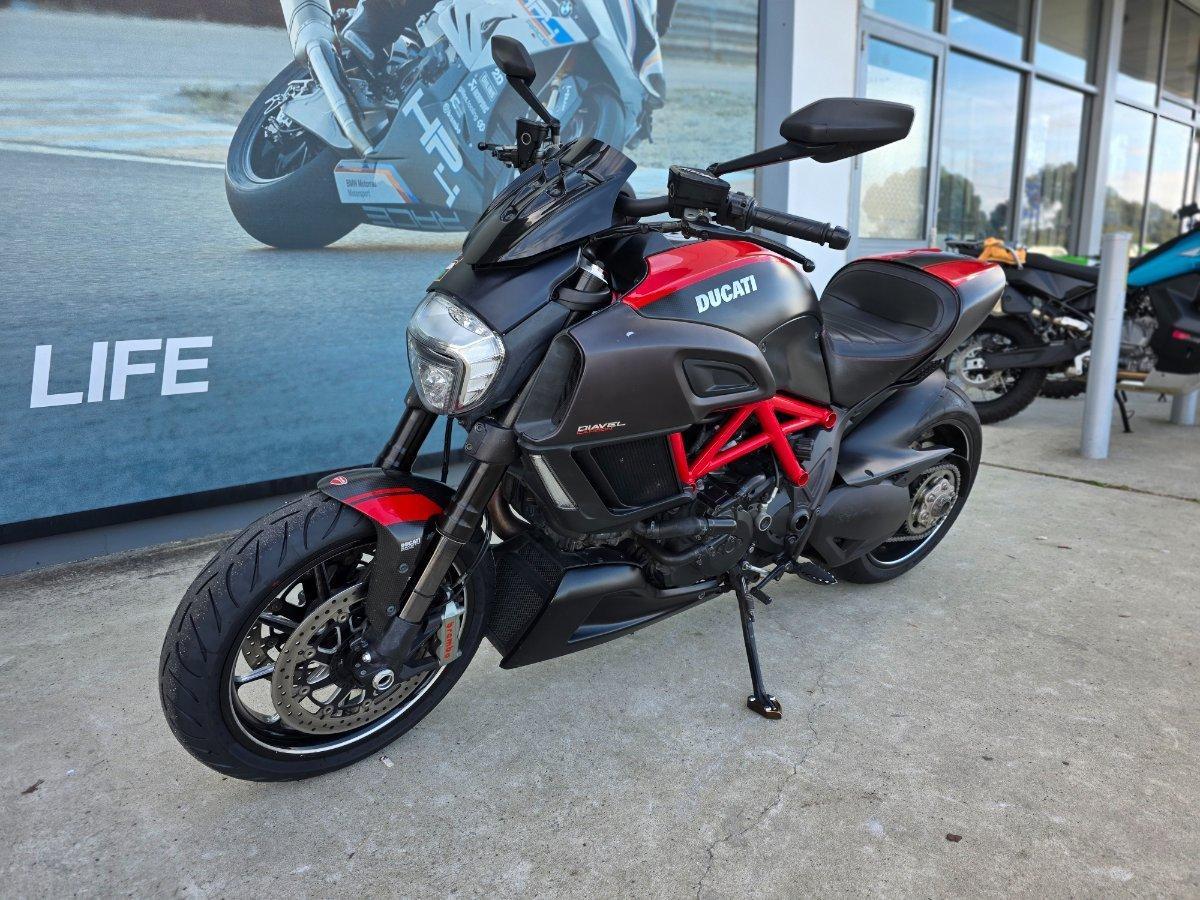 2015 DUCATI DIAVEL CARBON CRUISER