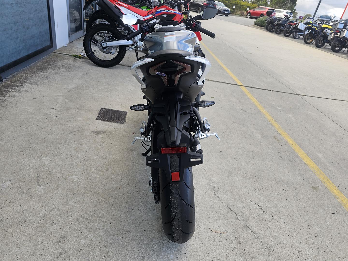 2026 CF MOTO 450 SR S ROAD