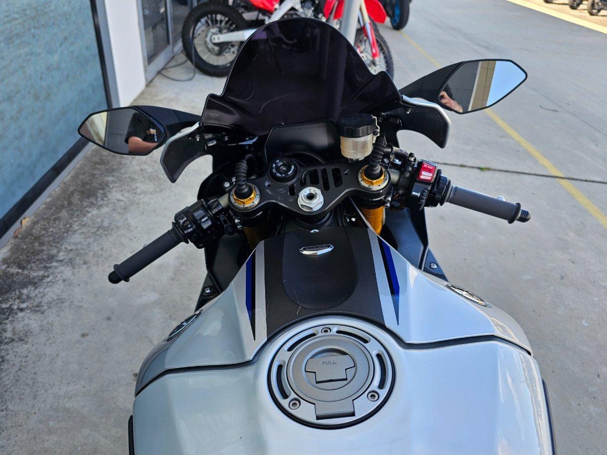 2016 YAMAHA YZF-R1 M SPORTS