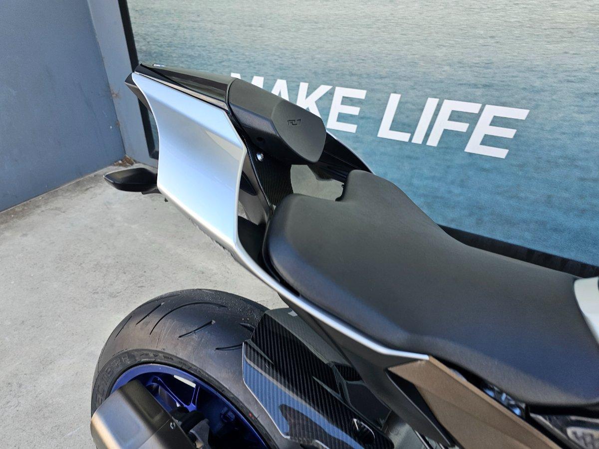 2016 YAMAHA YZF-R1 M SPORTS