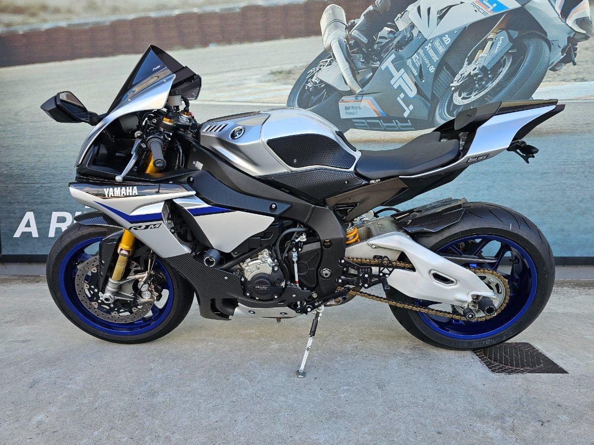 2016 YAMAHA YZF-R1 M SPORTS