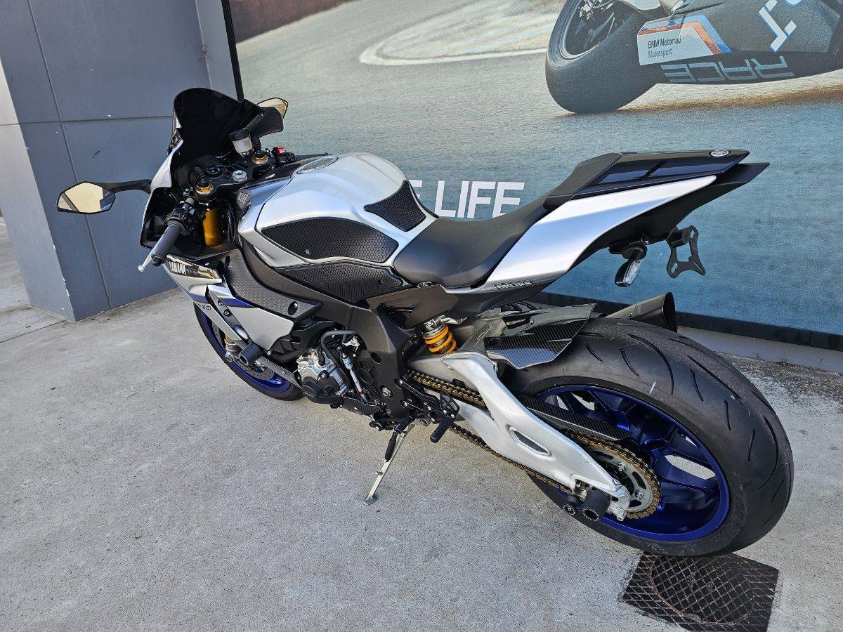 2016 YAMAHA YZF-R1 M SPORTS