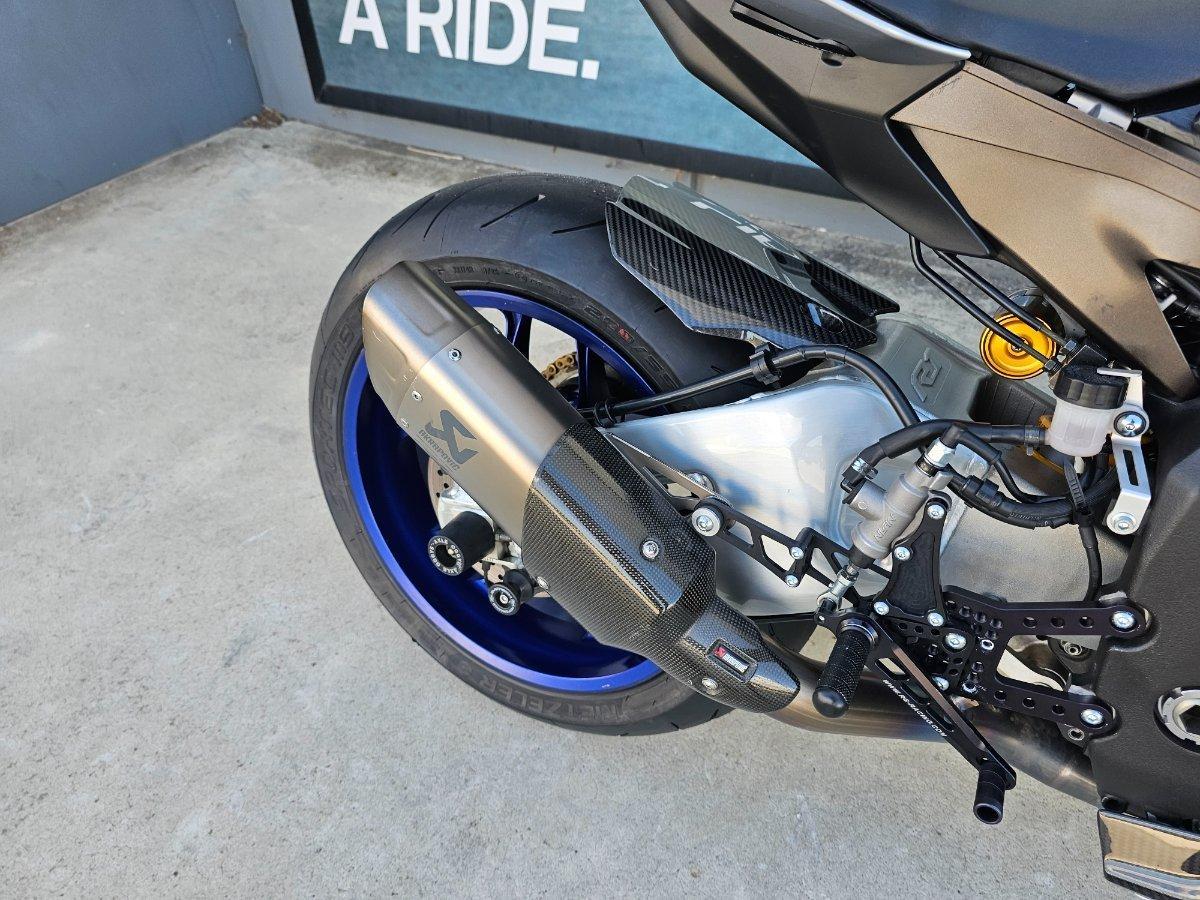 2016 YAMAHA YZF-R1 M SPORTS