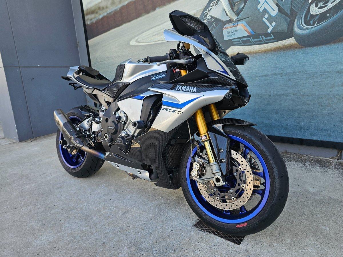 2016 YAMAHA YZF-R1 M SPORTS