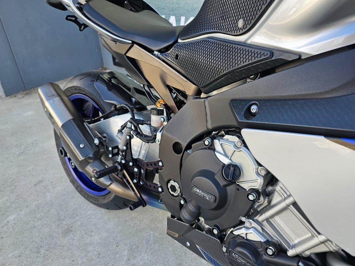2016 YAMAHA YZF-R1 M SPORTS