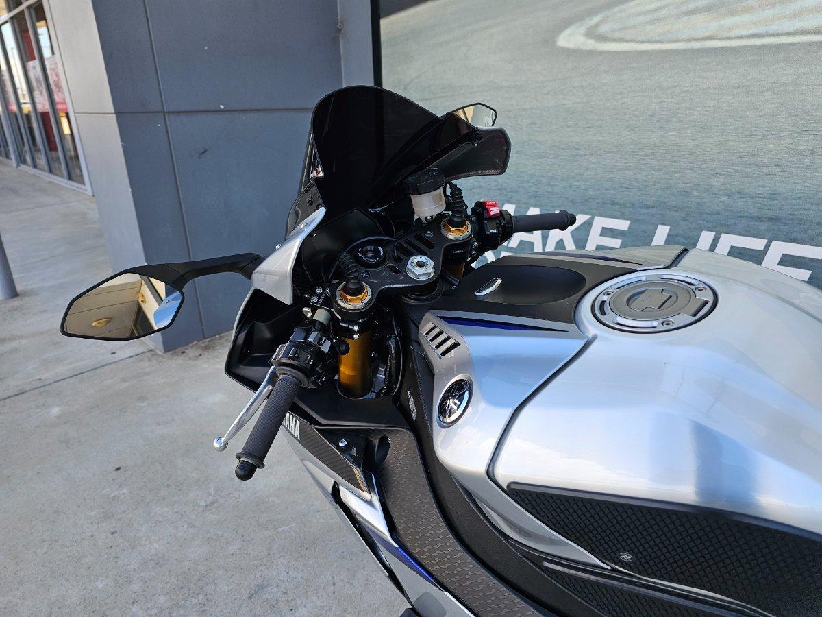 2016 YAMAHA YZF-R1 M SPORTS