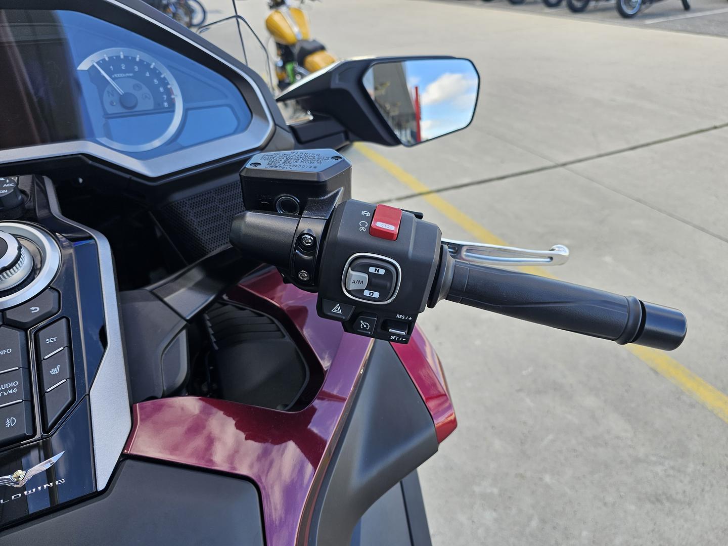 2024 HONDA GL1800DA ABS GOLDWING TOUR PRE TOURER