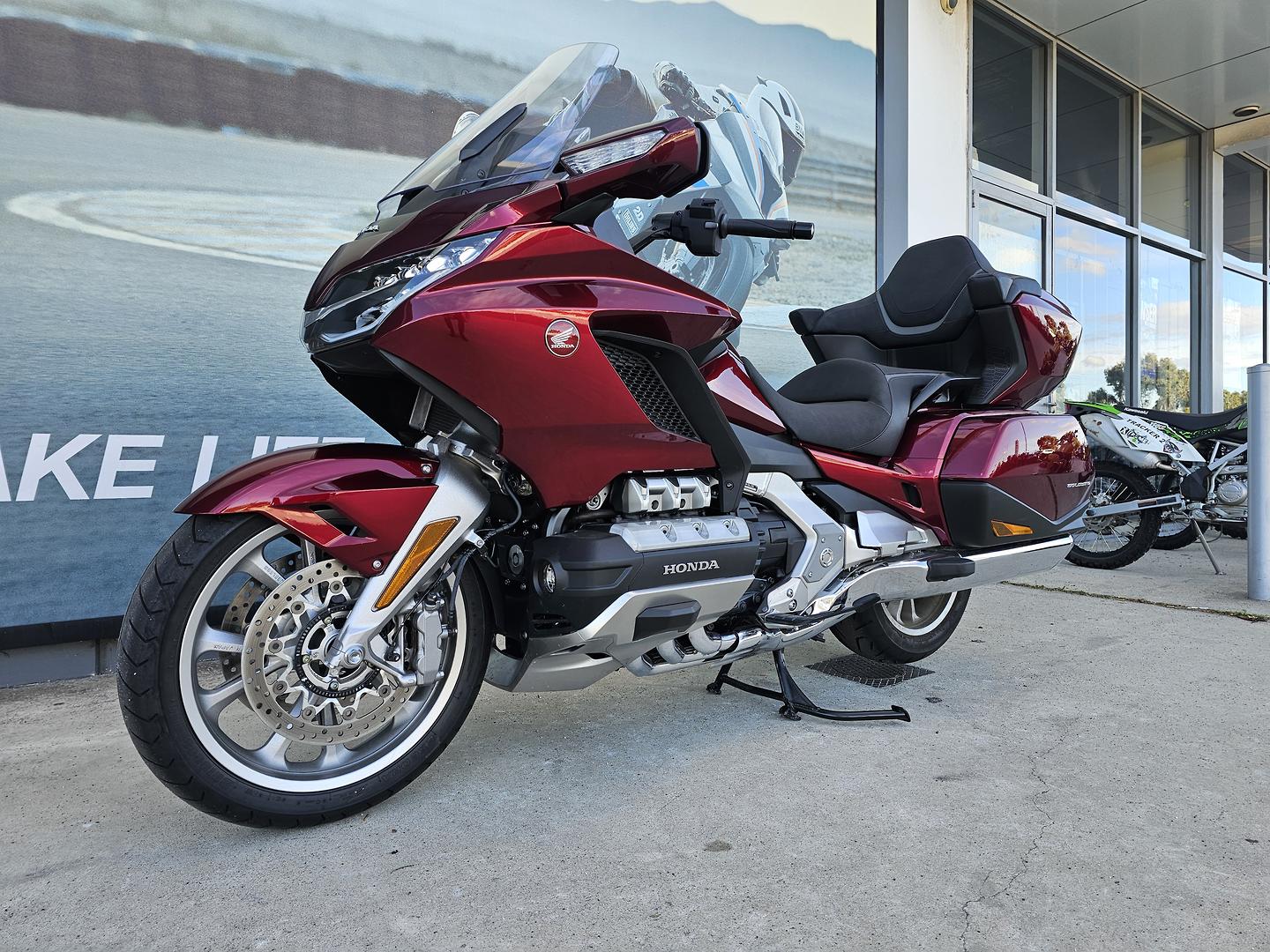 2024 HONDA GL1800DA ABS GOLDWING TOUR PRE TOURER