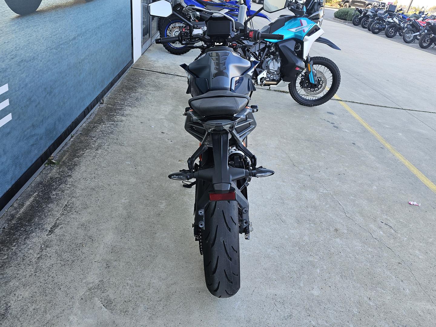2024 KTM 390 DUKE ROAD