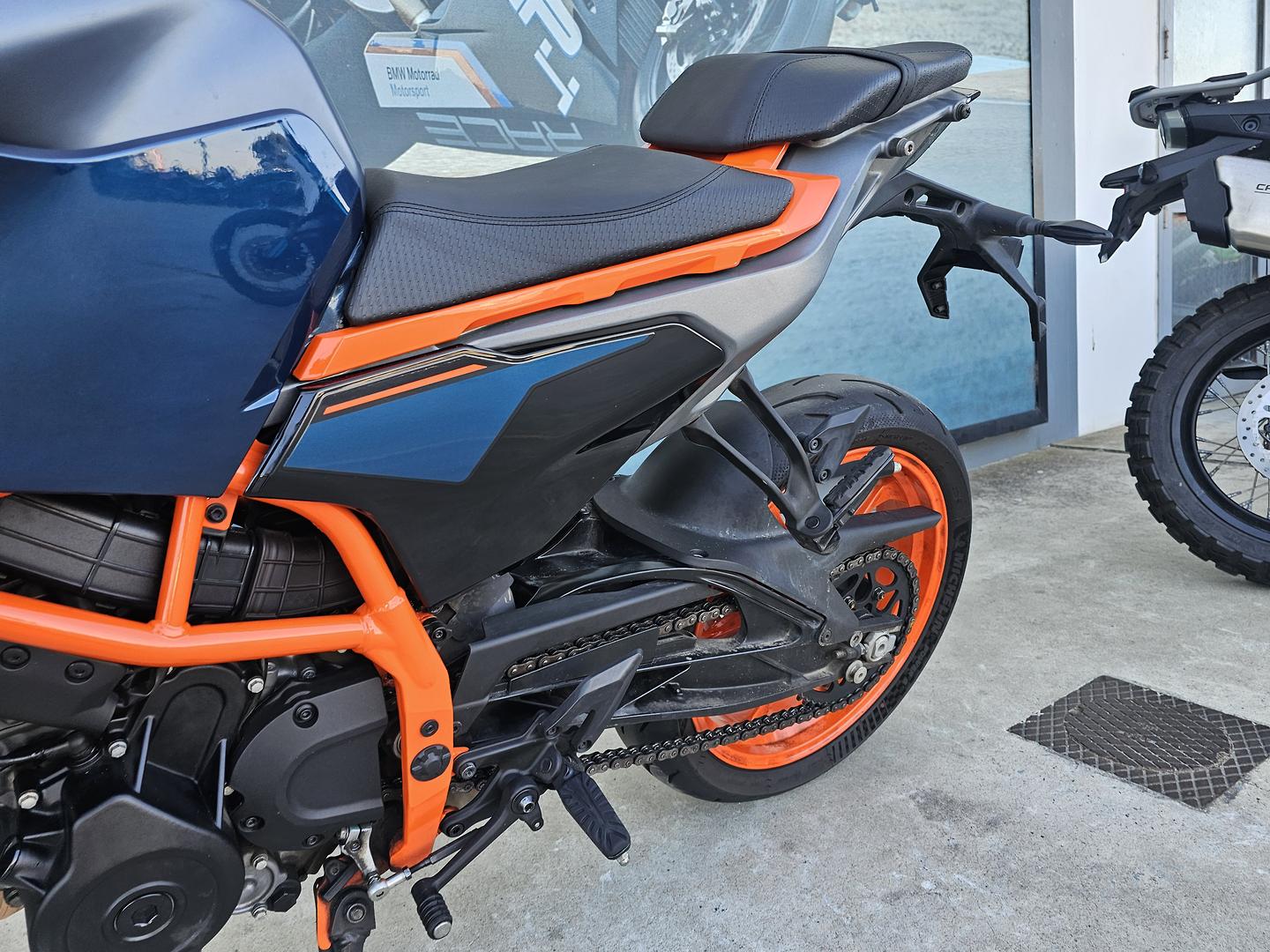 2024 KTM 390 DUKE ROAD