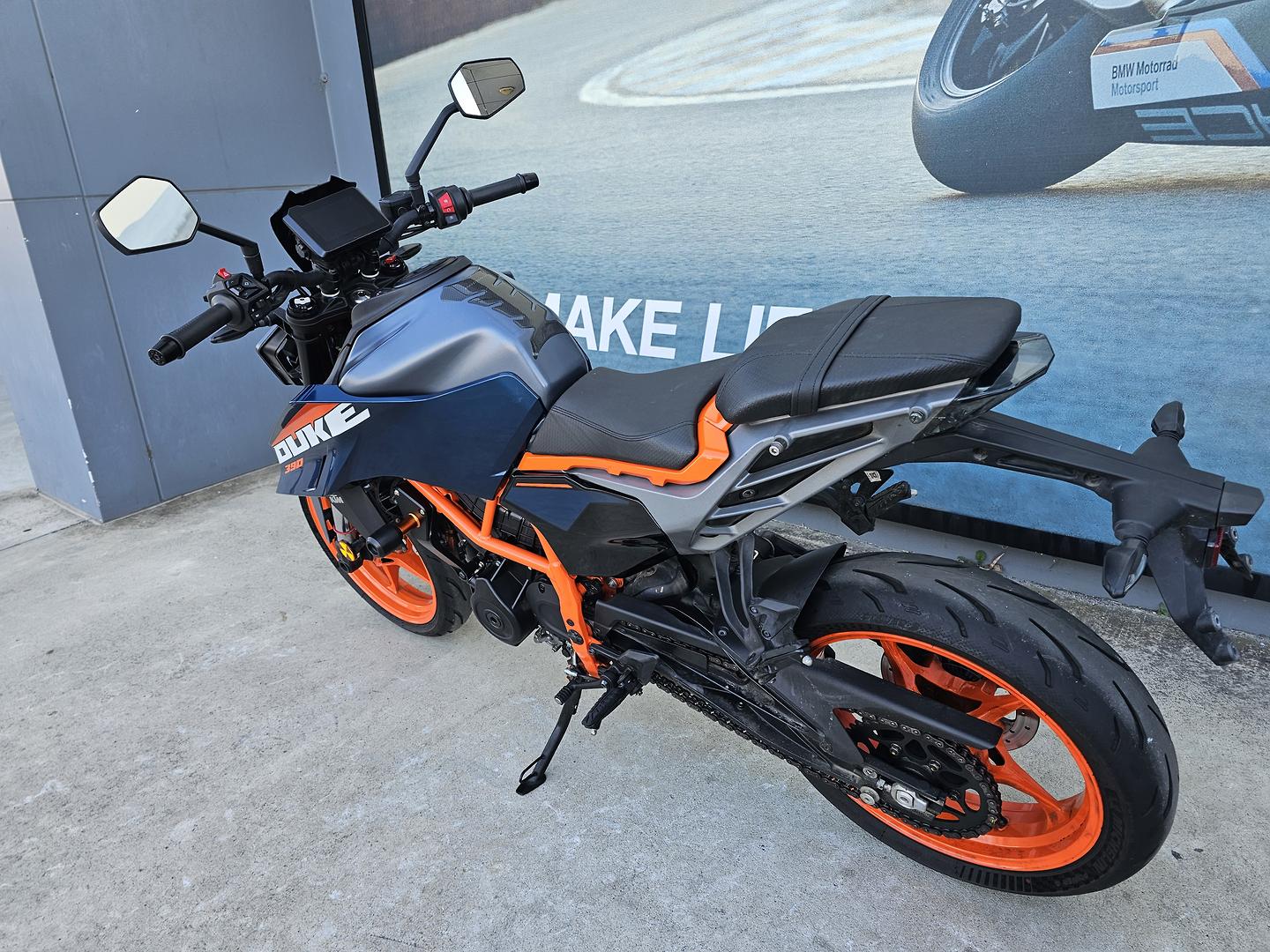 2024 KTM 390 DUKE ROAD
