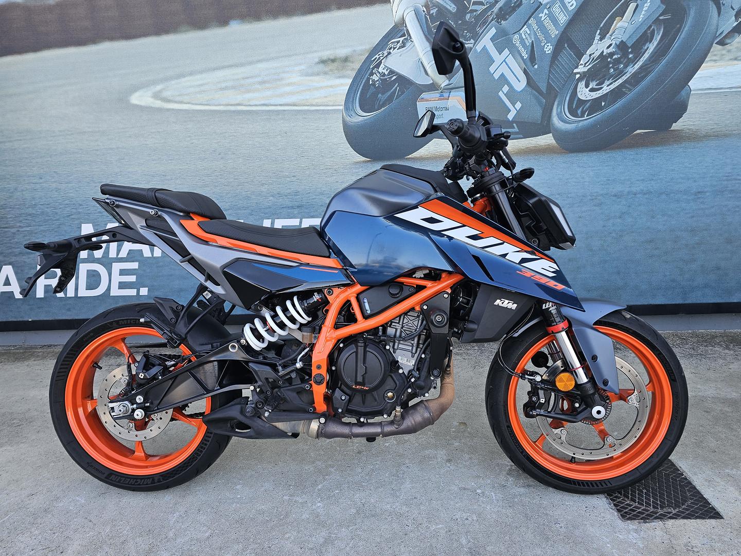 2024 KTM 390 DUKE ROAD