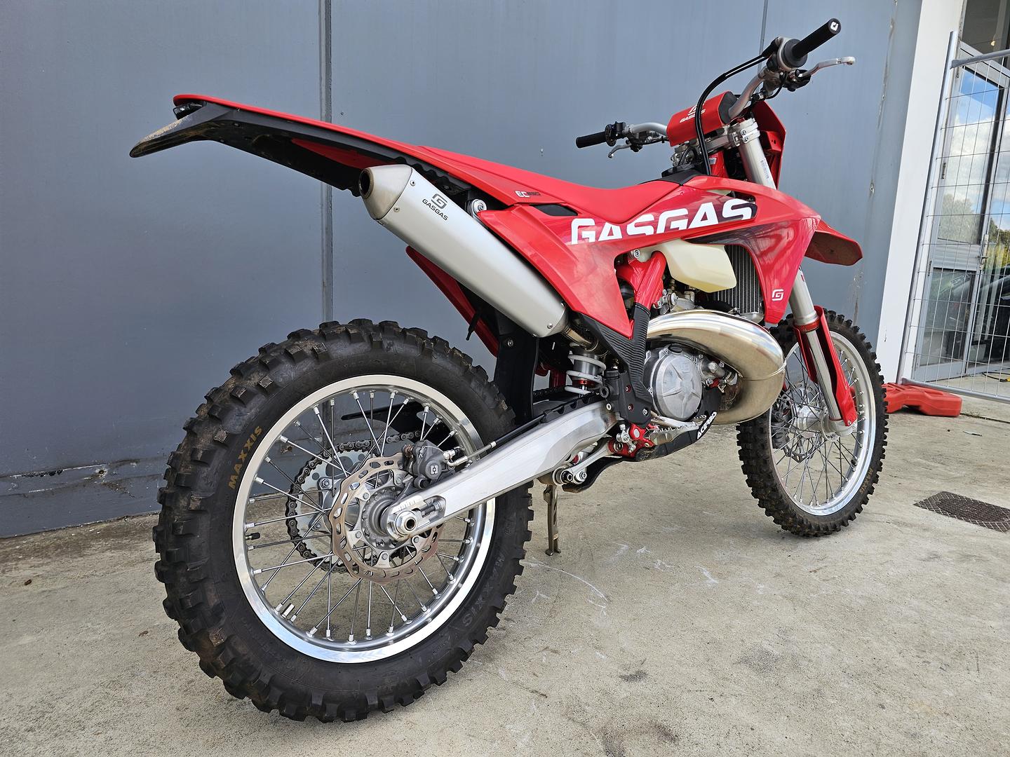 2024 GAS GAS EC 250 ENDURO