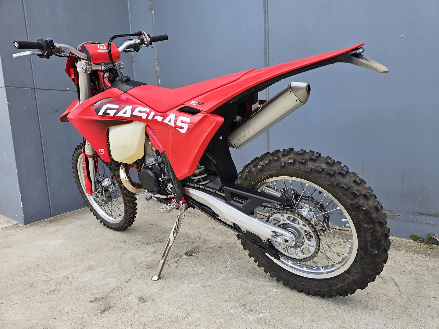 2024 GAS GAS EC 250 ENDURO