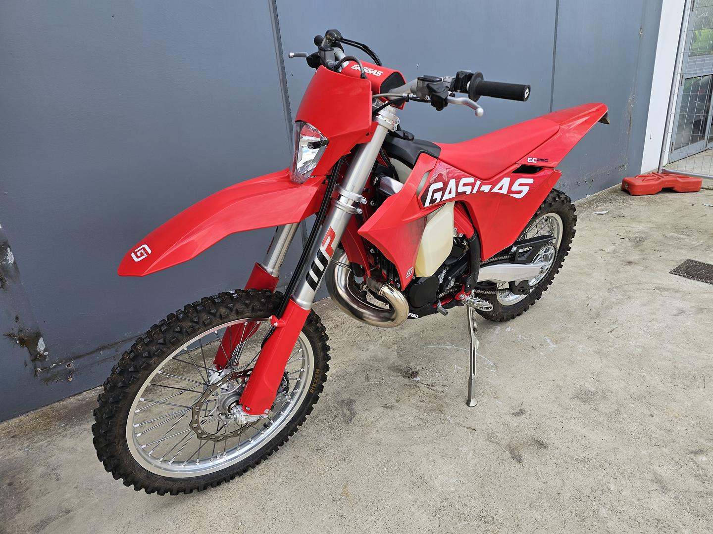 2024 GAS GAS EC 250 ENDURO