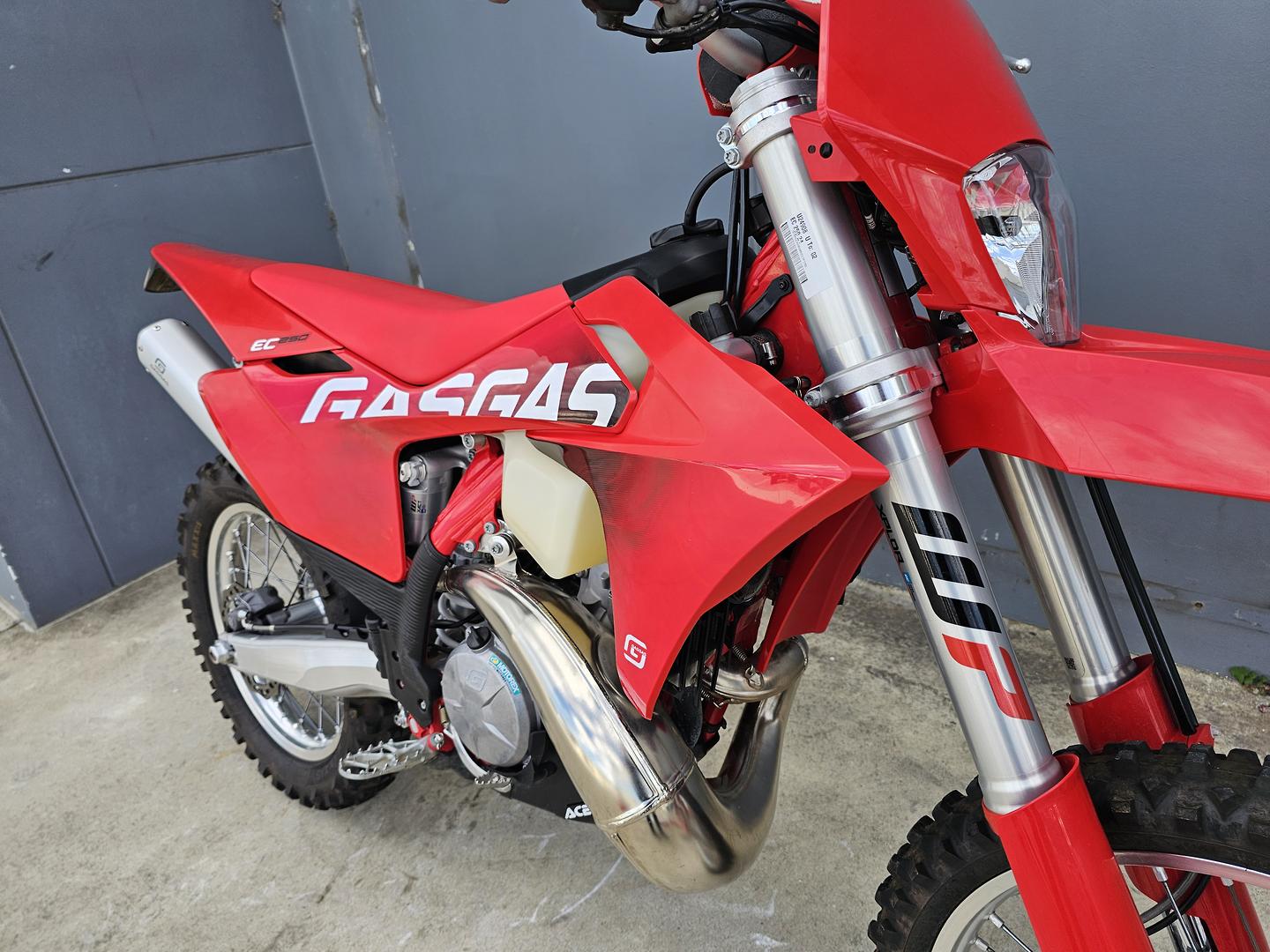 2024 GAS GAS EC 250 ENDURO