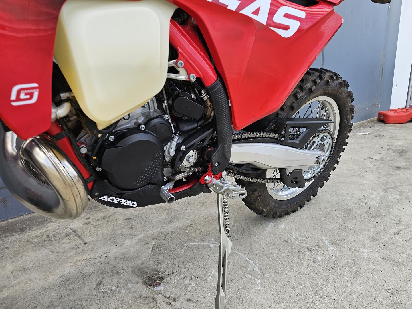 2024 GAS GAS EC 250 ENDURO