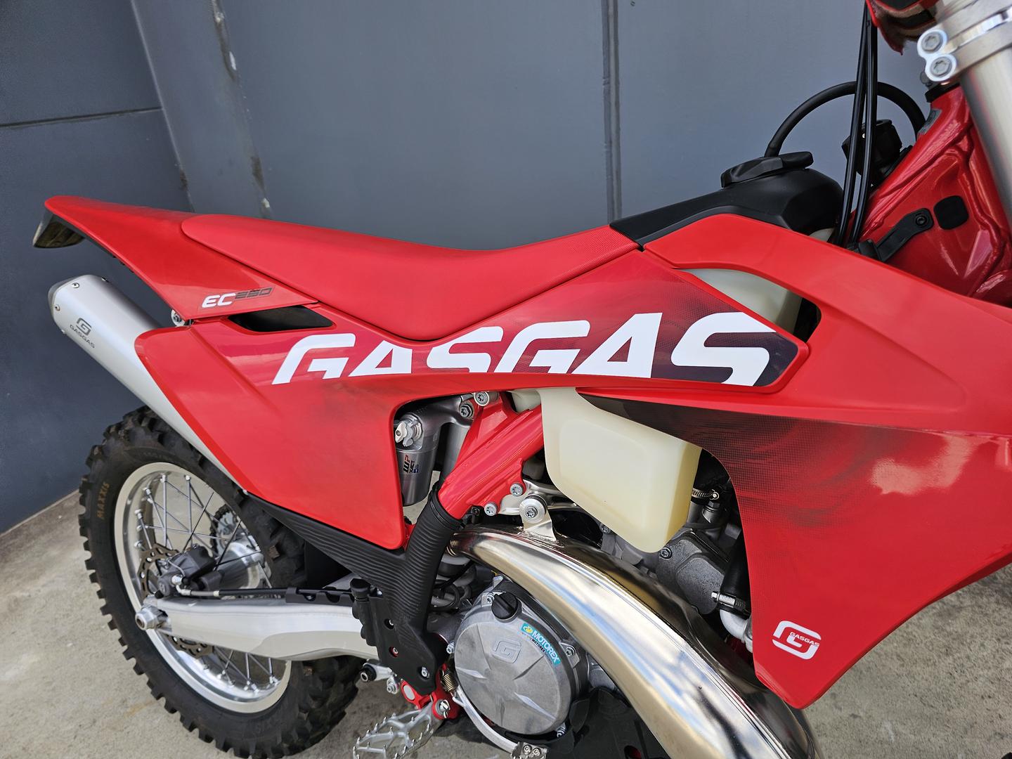 2024 GAS GAS EC 250 ENDURO