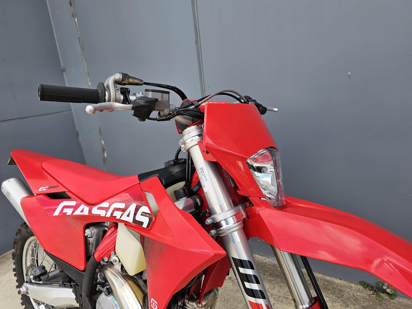 2024 GAS GAS EC 250 ENDURO