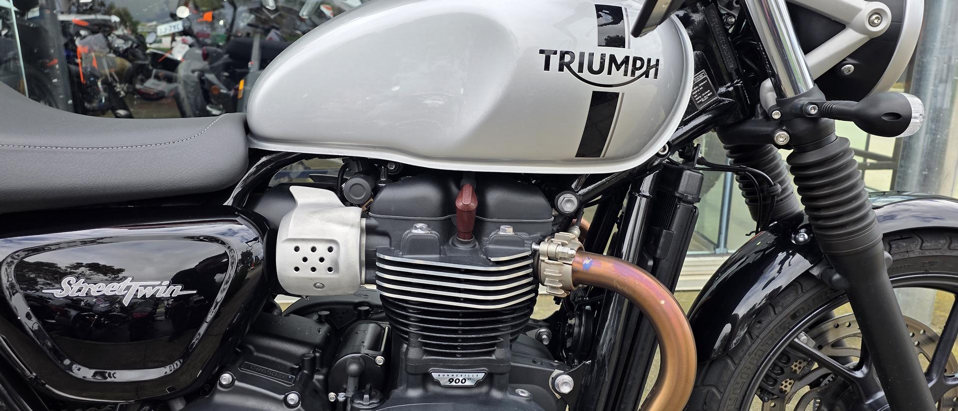 2021 TRIUMPH STREET TWIN ROAD