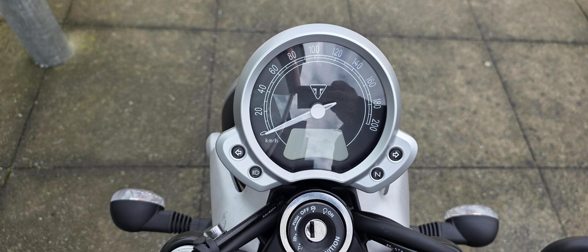 2021 TRIUMPH STREET TWIN ROAD
