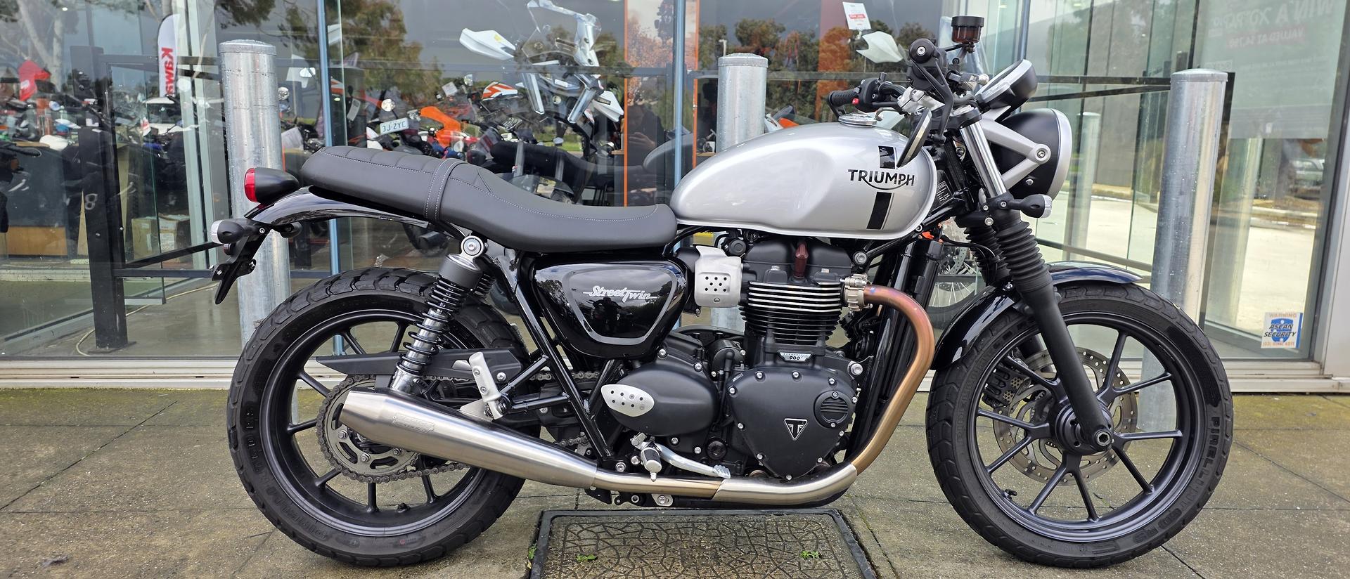 2021 TRIUMPH STREET TWIN ROAD