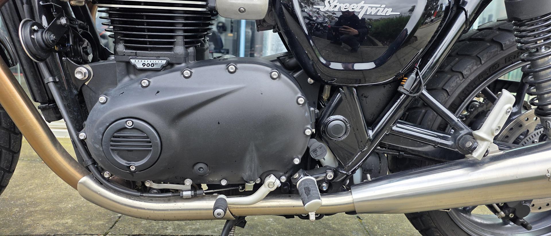 2021 TRIUMPH STREET TWIN ROAD
