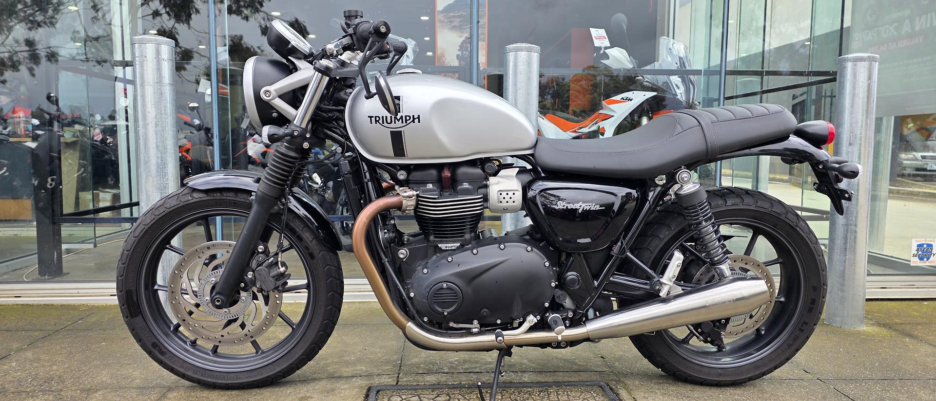 2021 TRIUMPH STREET TWIN ROAD