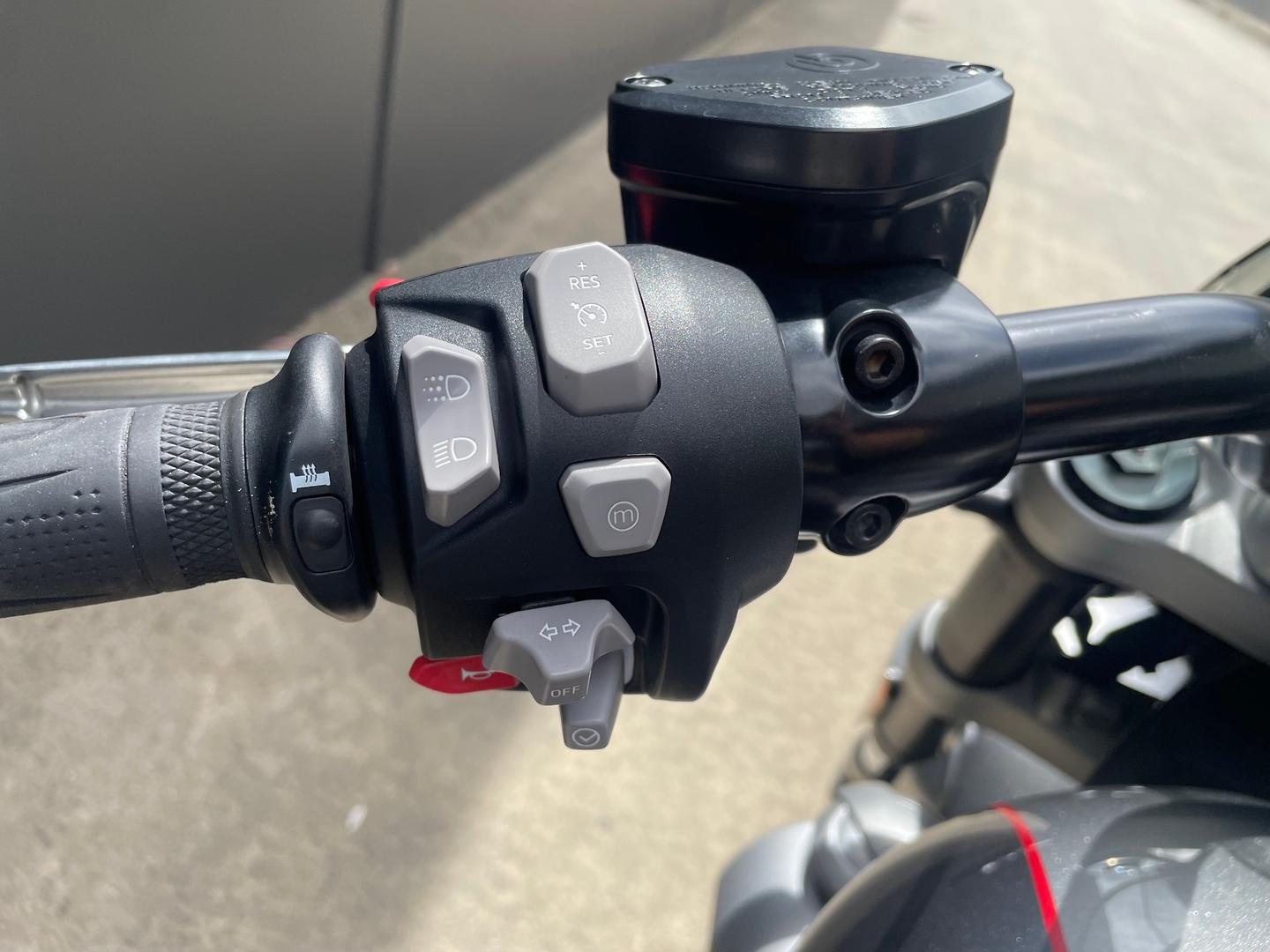 2021 TRIUMPH ROCKET 3 GT CRUISER