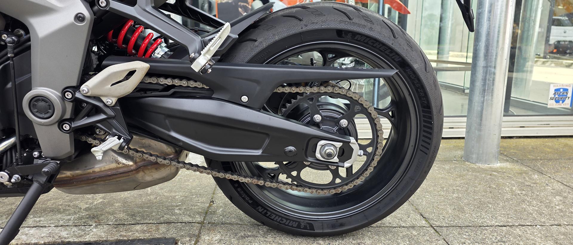 2024 TRIUMPH DAYTONA 660 ROAD