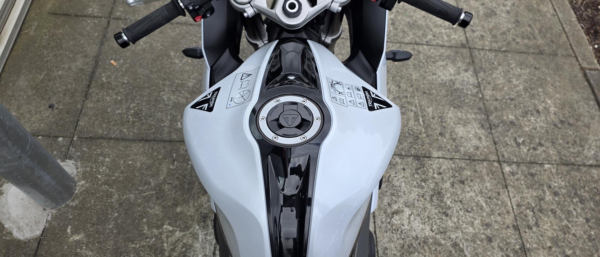 2024 TRIUMPH DAYTONA 660 ROAD