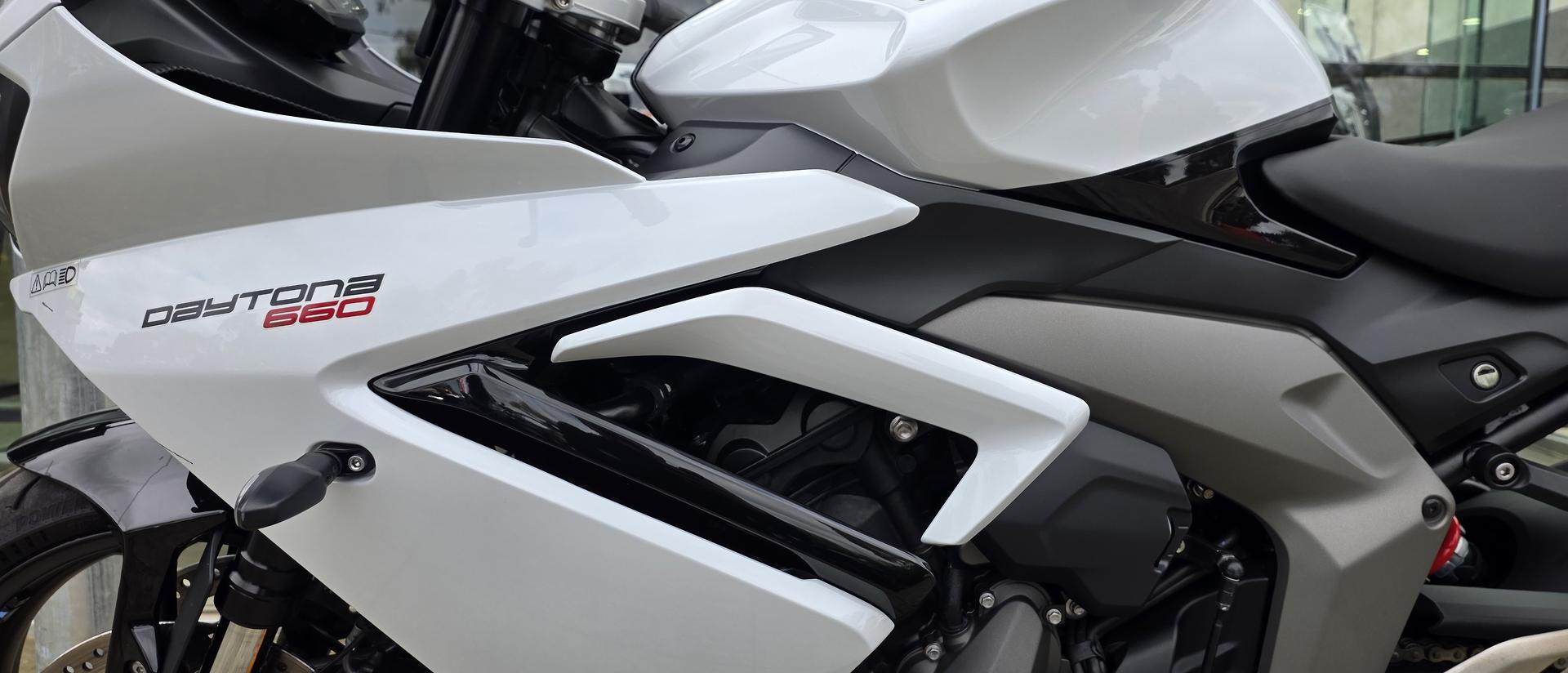 2024 TRIUMPH DAYTONA 660 ROAD