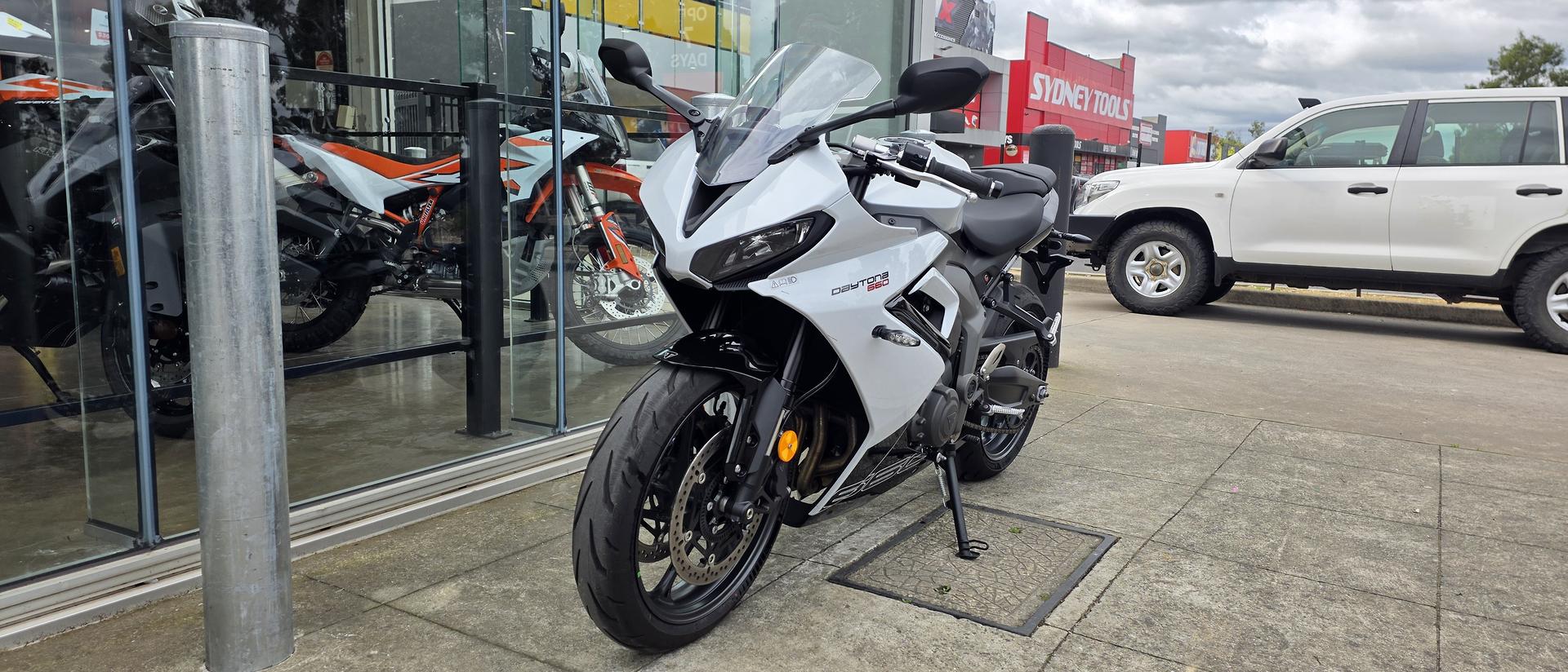 2024 TRIUMPH DAYTONA 660 ROAD