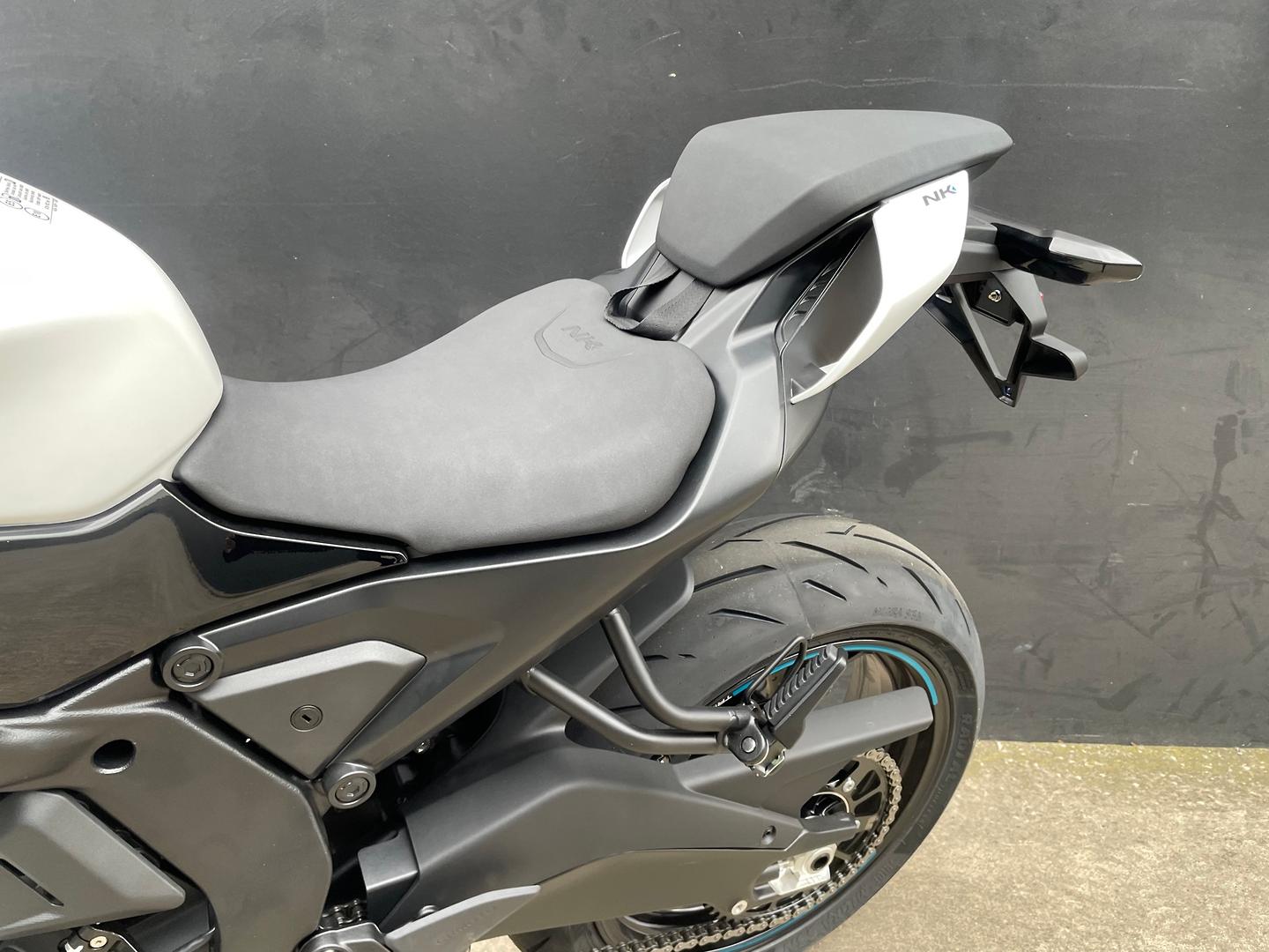 2026 CF MOTO 675 NK ROAD