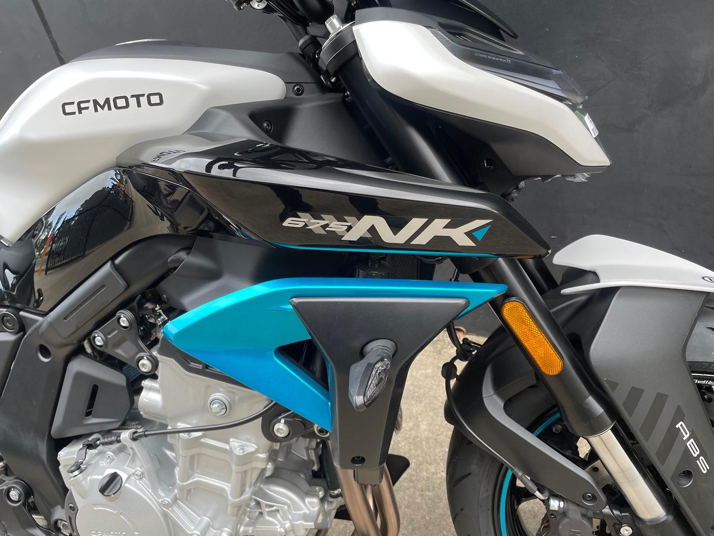 2026 CF MOTO 675 NK ROAD